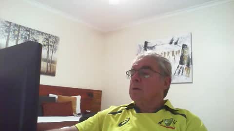 Skipper1970 online show from March 2, 7:15 am