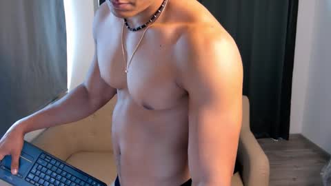 Liam Vokov online show from September 25, 2:43 pm