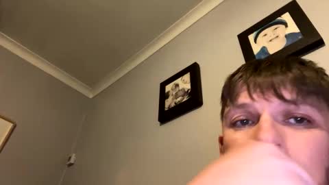 skuzzy25 online show from November 18, 3:56 am