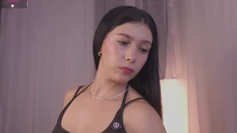 Snapshot of sky_dkt chatting on July 14, 12:13 am Sky online show from July 14, 12:13 am