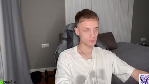 sky_hunter online show from November 6, 7:04 pm