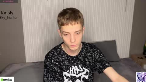 sky_hunter online show from November 19, 4:18 pm