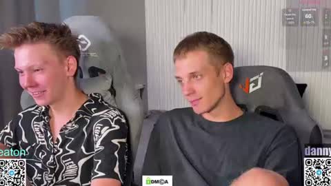 Snapshot of sky_hunter chatting on July 7, 11:47 am sky_hunter online show from July 7, 11:47 am