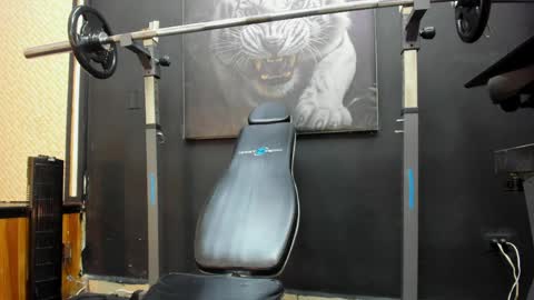 SKY online show from April 9, 6:19 am