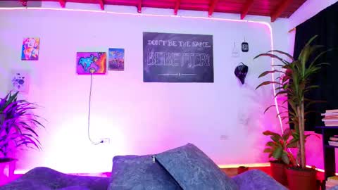 Snapshot of sky_nabi chatting on November 19, 5:02 pm Nabi online show from November 19, 5:02 pm