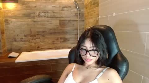 S O F I  online show from March 6, 5:53 pm