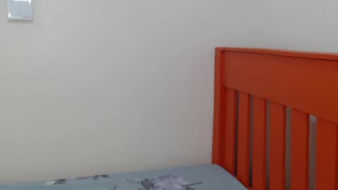 Snapshot of sky_zara chatting on July 25, 11:35 pm waridi online show from July 25, 11:35 pm