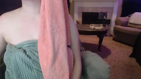 SKYLE   online show from March 1, 7:54 am