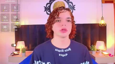 Snapshot of skyee_angel chatting on June 18, 6:56 pm Angel online show from June 18, 6:56 pm
