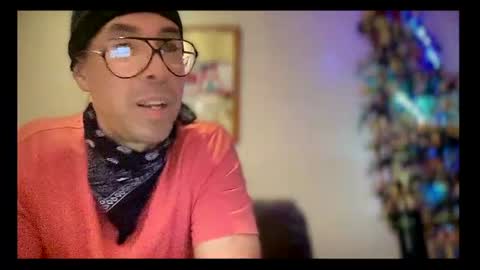 Snapshot of skyfly333 chatting on July 7, 4:11 pm IAN HARD online show from July 7, 4:11 pm