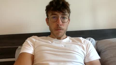 Snapshot of skyisthelimit1995 chatting on November 30, 8:51 am skyisthelimit1995 online show from November 30, 8:51 am