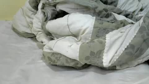 Snapshot of skylar2544 chatting on November 22, 6:34 am skylar2544 online show from November 22, 6:34 am