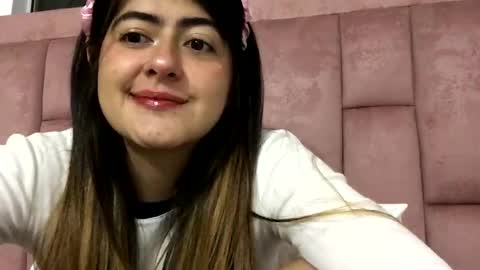 Skyler online show from October 28, 2:59 am