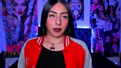 Snapshot of skyler__blue4 chatting on April 4, 1:04 am blue online show from April 4, 1:04 am