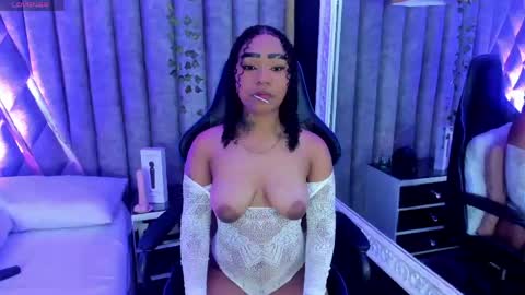 skylerbloom online show from May 10, 4:28 am