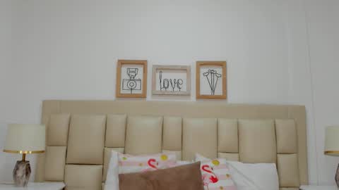 Skyler online show from February 5, 7:51 pm