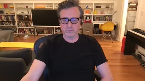 Snapshot of skyline3371 chatting on March 10, 5:00 am Skyline3371 online show from March 10, 5:00 am