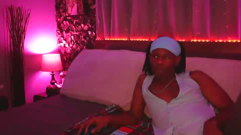 skyonetoo3 online show from November 6, 2:23 am