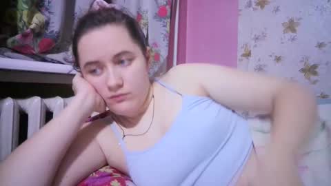 skyressie333 online show from January 29, 6:39 pm