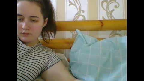 skyressie333 online show from January 14, 3:17 pm