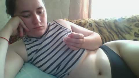 Snapshot of skyressie333 chatting on June 29, 6:52 am skyressie333 online show from June 29, 6:52 am