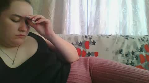 Snapshot of skyressie333 chatting on July 9, 3:16 pm skyressie333 online show from July 9, 3:16 pm