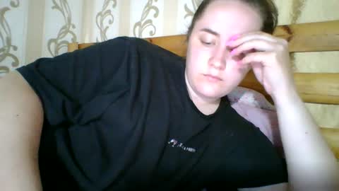 Snapshot of skyressie333 chatting on July 22, 7:16 pm skyressie333 online show from July 22, 7:16 pm