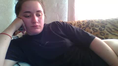 Snapshot of skyressie333 chatting on July 25, 7:17 am skyressie333 online show from July 25, 7:17 am