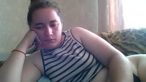 Snapshot of skyressie333 chatting on July 27, 5:03 am skyressie333 online show from July 27, 5:03 am