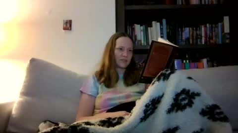 Sky Winters online show from May 3, 1:11 am