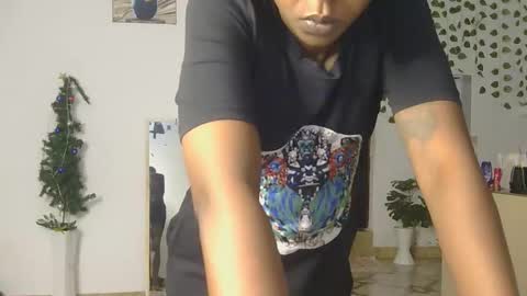 Bella online show from January 18, 11:30 pm