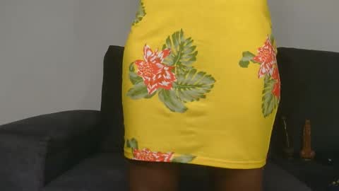 Bella online show from May 2, 12:15 am