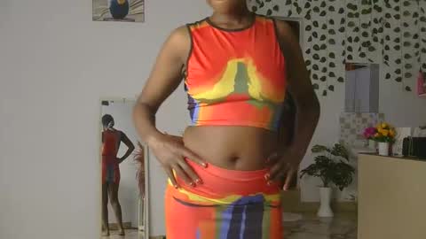 Snapshot of skyy_brown chatting on May 19, 1:56 am Bella online show from May 19, 1:56 am