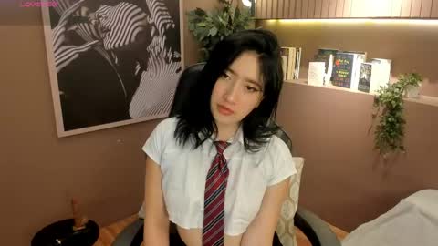 Snapshot of skyylee_ chatting on May 25, 1:50 pm abby online show from May 25, 1:50 pm
