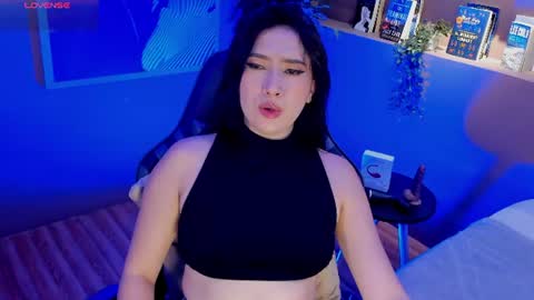 Snapshot of skyylee_ chatting on July 14, 2:12 pm abby online show from July 14, 2:12 pm