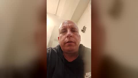 Snapshot of slammy7923 chatting on June 1, 1:51 am slammy7923 online show from June 1, 1:51 am