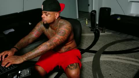 Snapshot of slangondemhoes chatting on June 1, 7:48 pm nasty twitter KASHCARTERATL online show from June 1, 7:48 pm