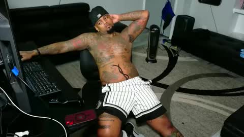 Snapshot of slangondemhoes chatting on June 3, 2:58 am nasty twitter KASHCARTERATL online show from June 3, 2:58 am