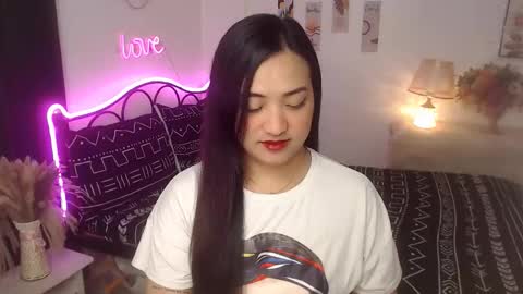 Snapshot of slave_amanda69 chatting on December 22, 11:29 am Queen Cyrine online show from December 22, 11:29 am