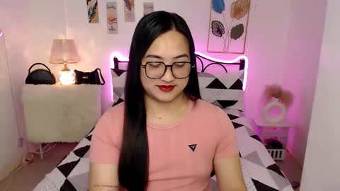 Snapshot of slave_amanda69 chatting on February 2, 10:30 pm Queen Cyrine online show from February 2, 10:30 pm