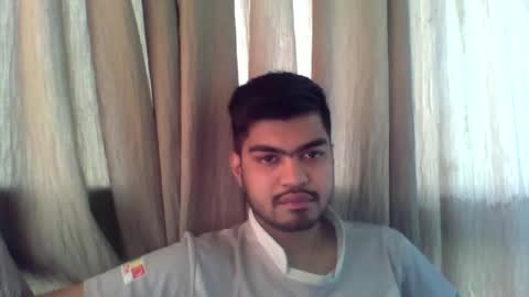 Add me on hangout sjcool1998 online show from December 17, 4:40 am