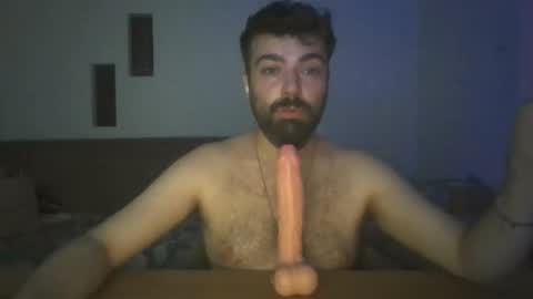 Snapshot of slavic_sword chatting on May 6, 9:42 pm slavic_sword online show from May 6, 9:42 pm