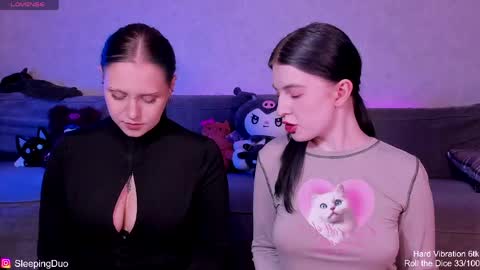 Snapshot of sleepingduo chatting on June 9, 5:24 pm Hi We are Iva and Angela Nice to meet u 3 online show from June 9, 5:24 pm