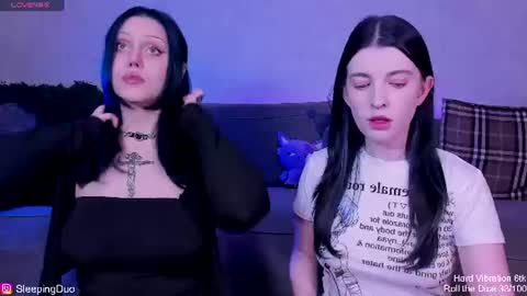 Snapshot of sleepingduo chatting on June 14, 6:21 pm Hi We are Iva and Angela Nice to meet u 3 online show from June 14, 6:21 pm