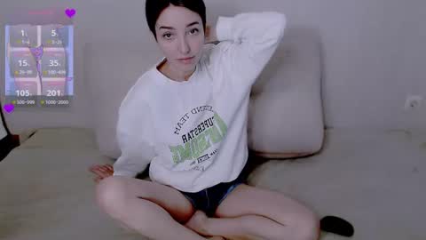 Snapshot of sleepy_ash_ chatting on June 13, 12:58 pm sleepy_ash_ online show from June 13, 12:58 pm