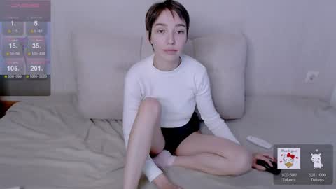 Snapshot of sleepy_ash_ chatting on June 17, 1:34 pm sleepy_ash_ online show from June 17, 1:34 pm