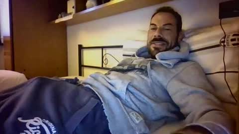 slevin online show from March 17, 12:30 pm