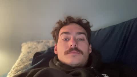 Snapshot of slickmass chatting on December 8, 6:17 pm SlickMass online show from December 8, 6:17 pm