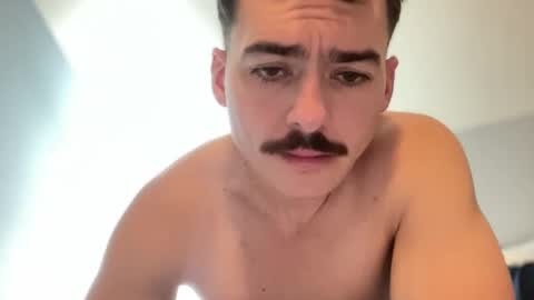 Snapshot of slickmass chatting on February 25, 2:25 am SlickMass online show from February 25, 2:25 am