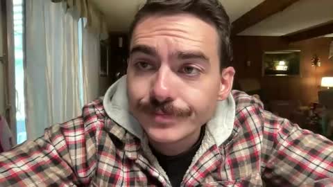 Snapshot of slickmass chatting on November 13, 6:18 pm SlickMass online show from November 13, 6:18 pm